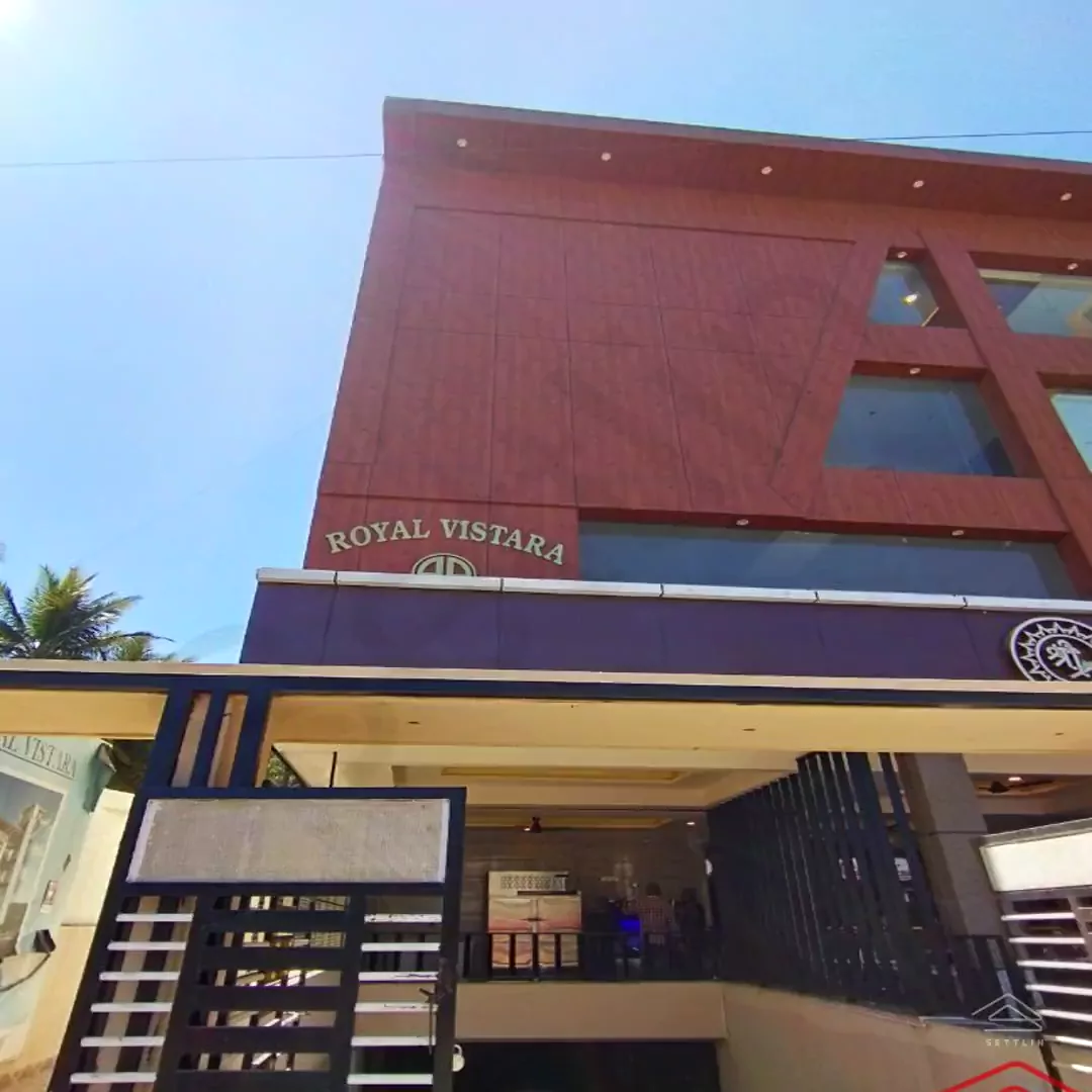 Image of Royal Vistara , Jakkuru